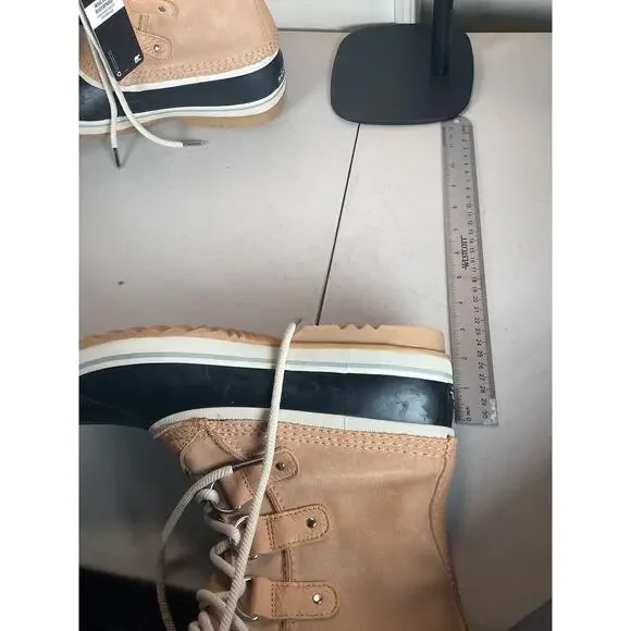 Sorel Women's Joan of Arctic Boots Size 10 - Picture 6 of 6